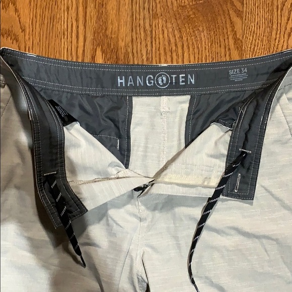 Cream Shorts Size 34 - Picture 2 of 6